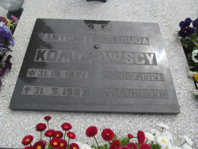 Gertruda Komorowska 1921 Pączewo - Grobonet - Wyszukiwarka osób pochowanych